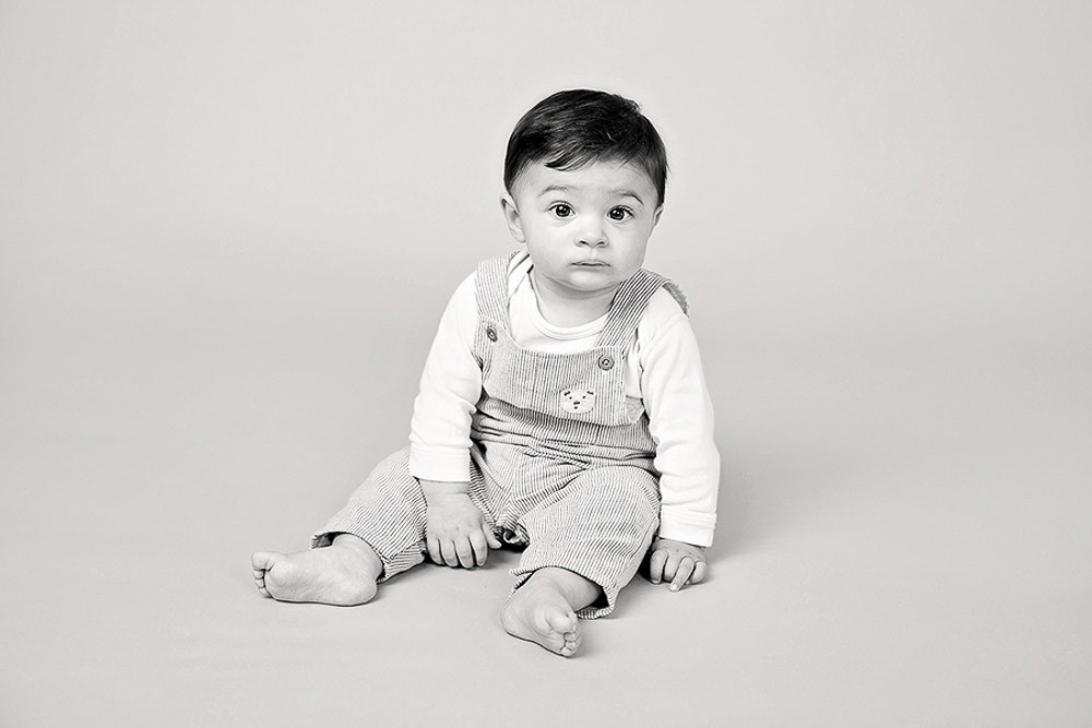 baby photoshoot studio london