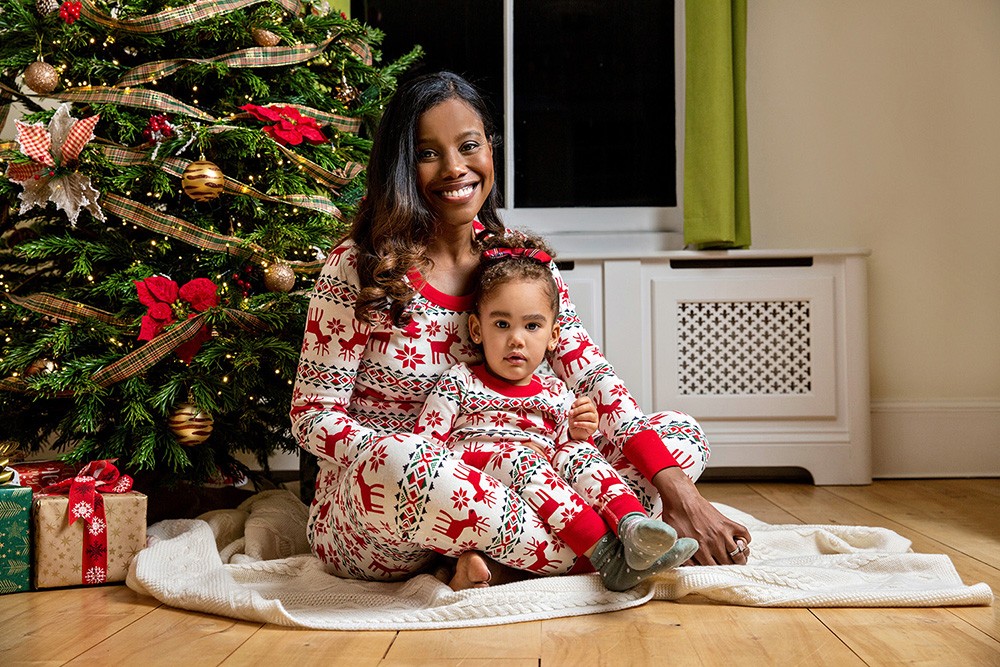 christmas family portraits indoor