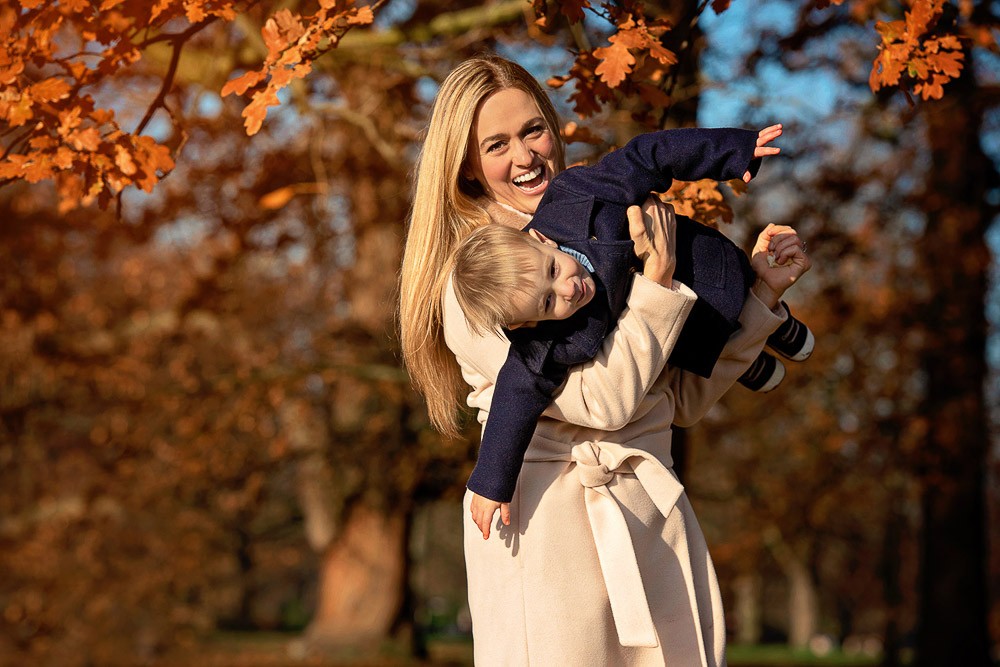 autumn family photoshoot hyde park london