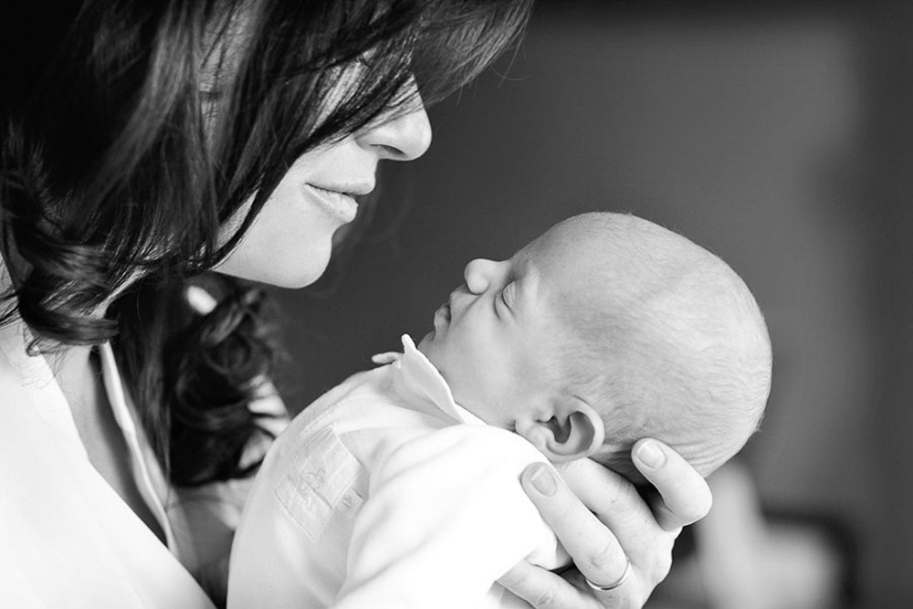 black and white newborn photography at home