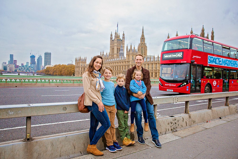 London vacation family photography red bus