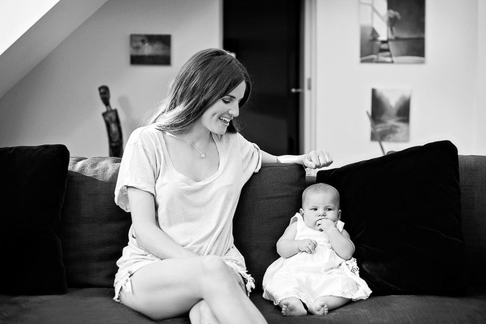 professional family and baby photography at home